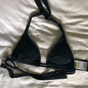 ✨ NWT Black Bikini Top ✨